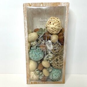 Fragrant Botanical Ocean Breeze Potpourri Decor